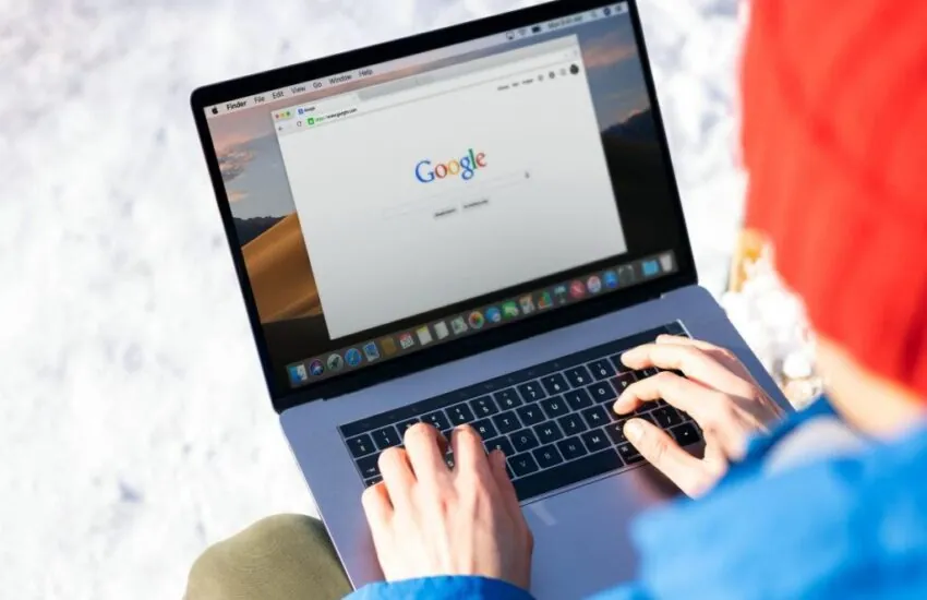 The woman wants to learn how to get her website to appear on the first page of Google SERP.