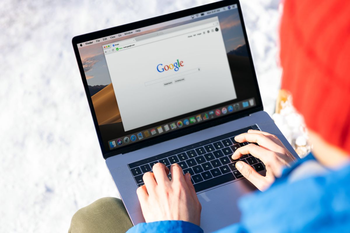 The woman wants to learn how to get her website to appear on the first page of Google SERP.