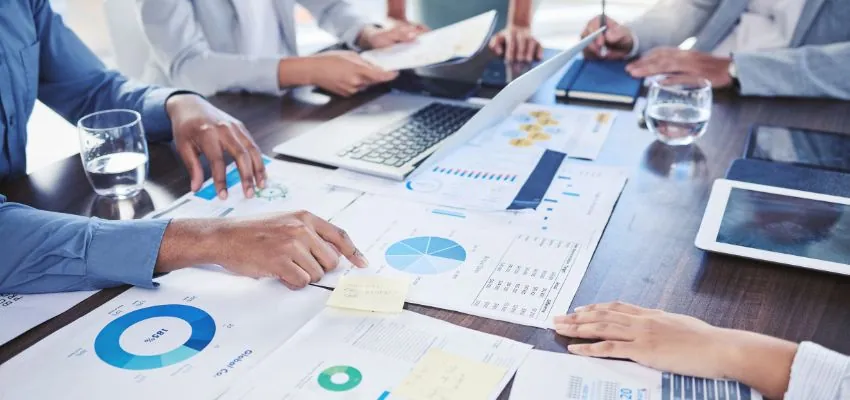 digital marketing scams (7) Before engaging a digital marketing agency or professional, seek references. Diligently follow up on them. The process can offer valuable insights into their credibility. It can also reveal the caliber of their work.