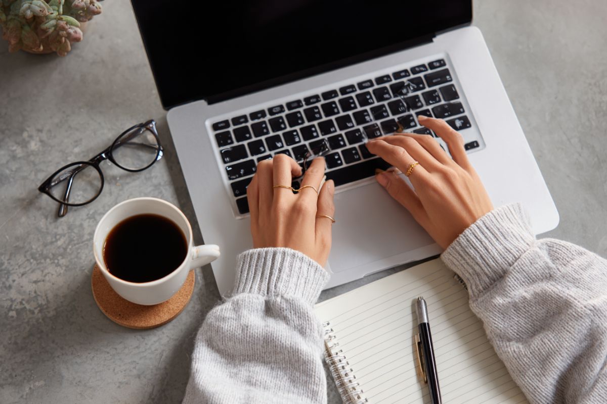 The woman creates content that passes SEO guidelines.